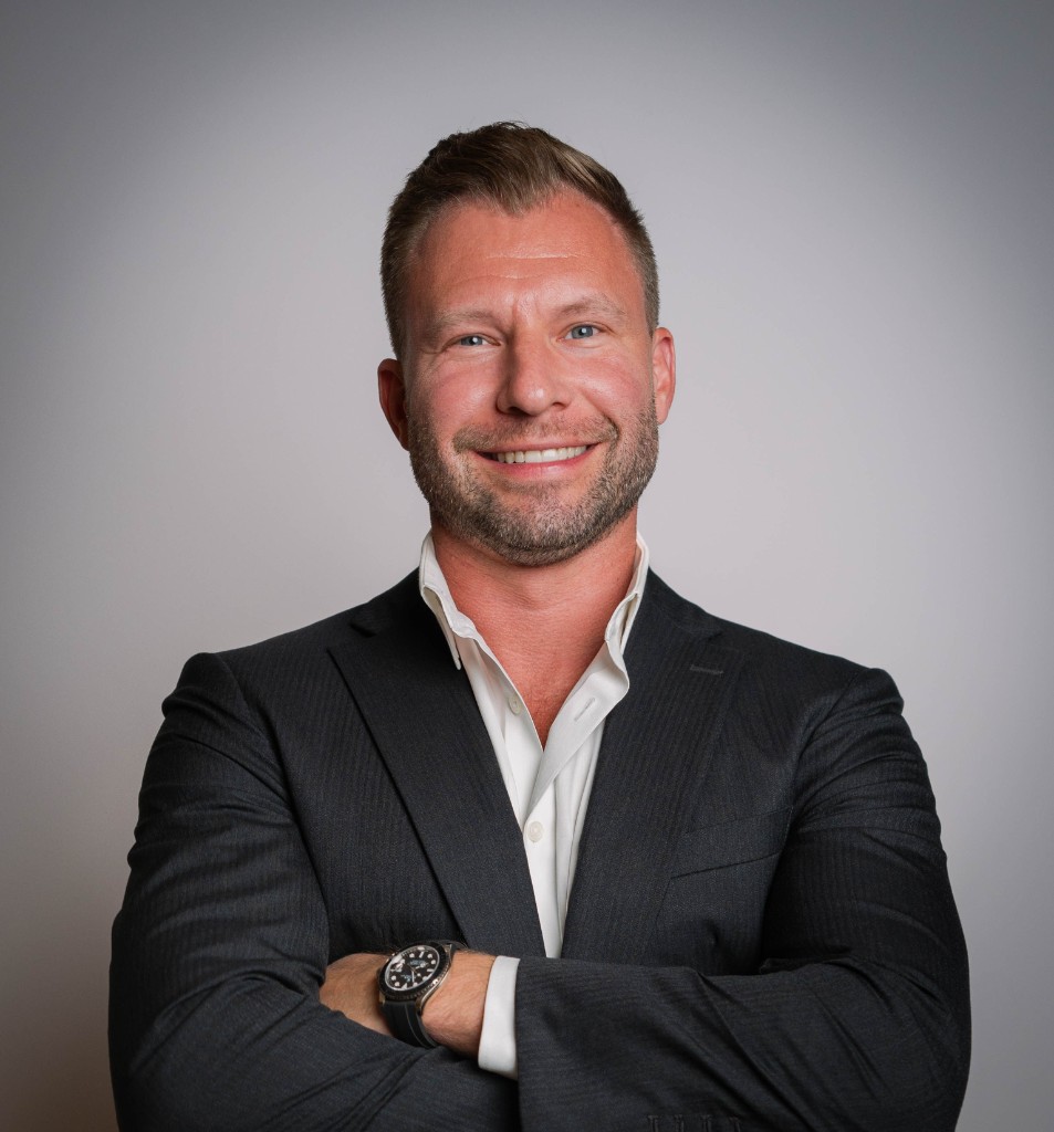 Justin Freishtat, Vice President